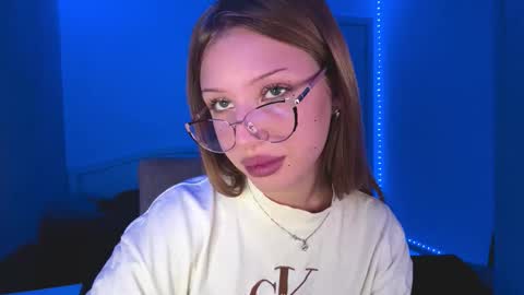 Snapshot of stepheniesemans chatting on February 2026 02:26:02 PM Stef online show from February 2026 02:26:02 PM