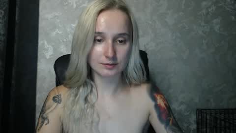 Snapshot of stephiepink chatting on October 2025 09:40:01 AM Grace online show from October 2025 09:40:01 AM