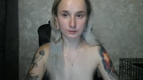 Snapshot of stephiepink chatting on November 2025 10:48:01 AM Grace online show from November 2025 10:48:01 AM