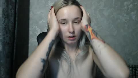 Snapshot of stephiepink chatting on December 2025 12:14:02 PM Grace online show from December 2025 12:14:02 PM