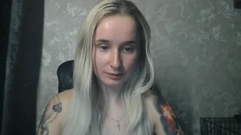 Snapshot of stephiepink chatting on February 2026 09:56:02 AM Grace online show from February 2026 09:56:02 AM