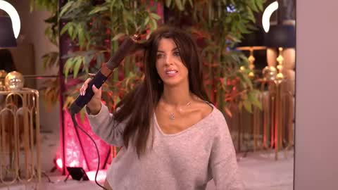 Snapshot of stephierouse chatting on March 2026 08:47:02 AM Steph online show from March 2026 08:47:02 AM