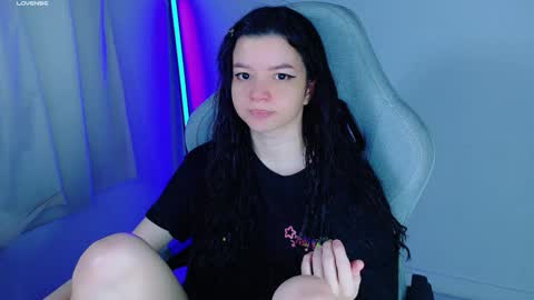 Snapshot of stephybrown chatting on November 2025 11:04:01 PM stephy online show from November 2025 11:04:01 PM