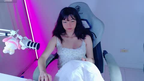 Snapshot of stephybrown chatting on February 2026 02:12:02 AM stephy online show from February 2026 02:12:02 AM