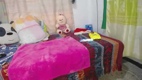 Angie mature online show from January 2025 02:00:02 AM