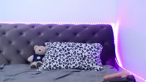 StepMommy19 online show from October 2025 08:21:02 PM