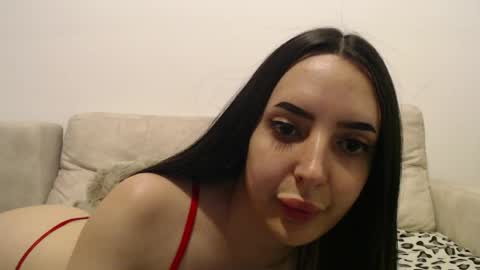 StepMommy19 online show from May 2026 05:43:01 PM