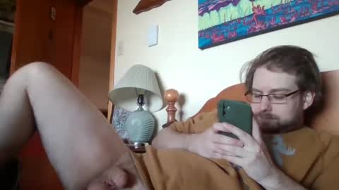 Ian23602 online show from May 2026 09:09:01 PM