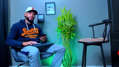 Steve  online show from October 2025 12:02:02 PM