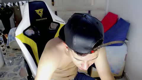 Snapshot of stevan_andrez_ chatting on February 2026 01:21:01 PM STEVAN online show from February 2026 01:21:01 PM