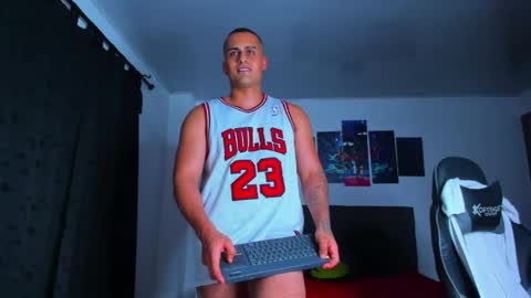 steve_coltt online show from May 2026 02:06:02 AM