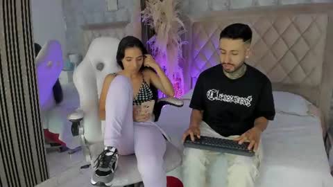 stevenandlaura_ online show from June 2026 04:37:01 AM