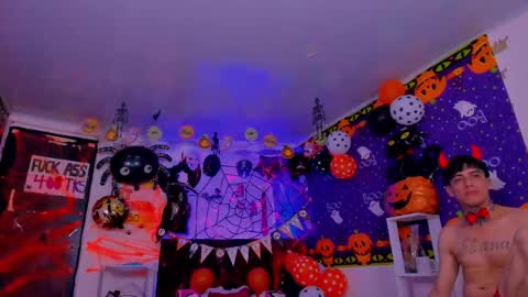 TANIA-STEVEN online show from October 2025 04:20:02 AM