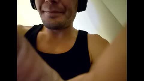 steveo9030 online show from May 2026 02:07:02 AM
