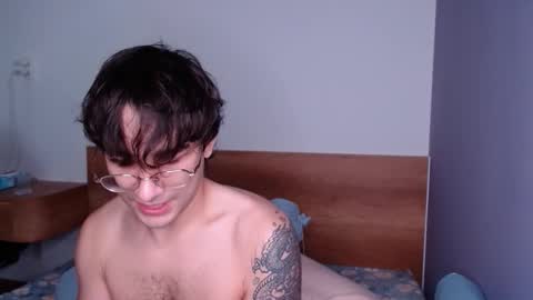 Alex   online show from February 2026 05:06:01 AM