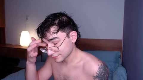 Alex   online show from February 2026 03:29:01 PM