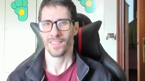 Snapshot of stevex870 chatting on October 2025 08:20:01 AM Steve online show from October 2025 08:20:01 AM