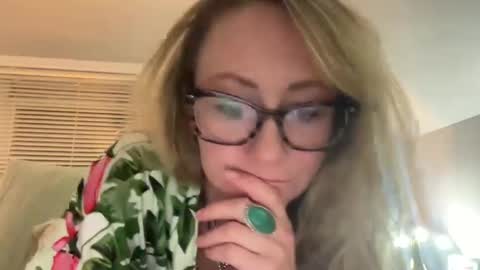 StevieGirl4U online show from October 2025 11:20:02 PM