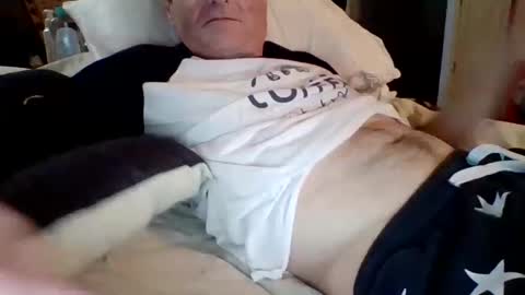 steviehard7 online show from February 2025 02:41:01 AM