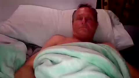 steviehard7 online show from October 2025 08:48:02 AM