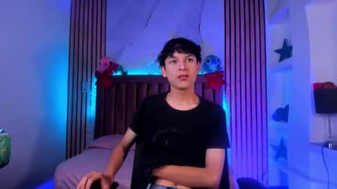 Snapshot of sthepanodimonaco chatting on December 2025 08:15:02 PM Sthepano online show from December 2025 08:15:02 PM