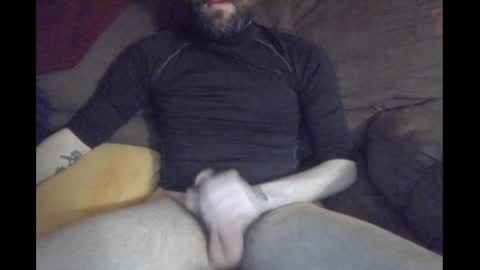 Snapshot of stickywhiteslime chatting on April 2026 07:35:01 AM stickywhiteslime online show from April 2026 07:35:01 AM