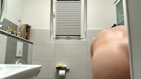 Snapshot of stifflerger chatting on February 2026 03:35:01 AM Stifflerger online show from February 2026 03:35:01 AM