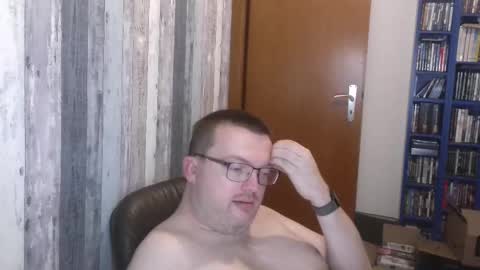 Snapshot of still_alive1985 chatting on September 2025 04:52:01 PM Oliver online show from September 2025 04:52:01 PM