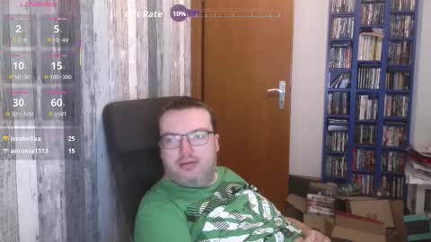 Snapshot of still_alive1985 chatting on October 2025 07:19:02 AM Oliver online show from October 2025 07:19:02 AM