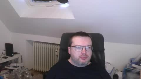 Snapshot of still_alive1985 chatting on January 2026 07:57:02 AM Oliver online show from January 2026 07:57:02 AM