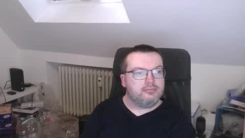 Snapshot of still_alive1985 chatting on February 2026 07:39:01 AM Oliver online show from February 2026 07:39:01 AM