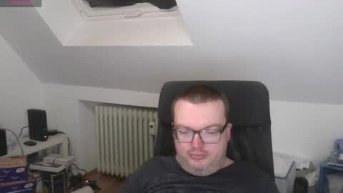 Oliver online show from April 2026 07:10:01 PM