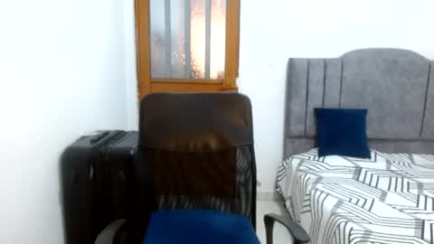 stiv_grant online show from July 2026 07:39:01 PM