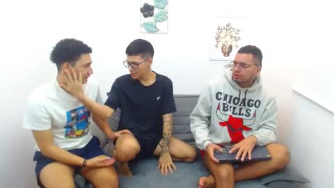 friends online show from December 2024 01:22:01 PM