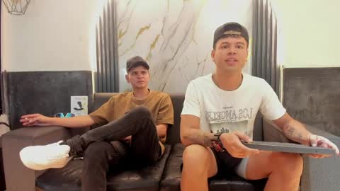 friends online show from May 2026 03:57:02 AM