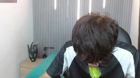 Stiwen online show from May 2026 01:05:02 PM