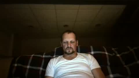 Snapshot of stook4 chatting on September 2025 05:18:01 AM LifestyleMan313 online show from September 2025 05:18:01 AM