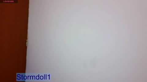 storm doll online show from May 2026 01:43:01 AM