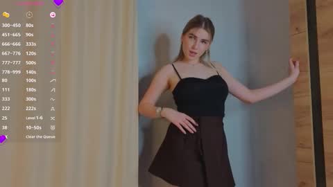 Luna online show from January 2026 05:15:01 PM