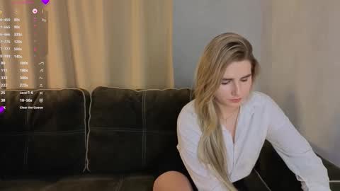 Luna online show from January 2026 05:05:01 PM