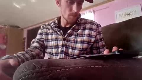 Snapshot of str33twyz3 chatting on January 2025 04:54:01 PM Streetwyze online show from January 2025 04:54:01 PM