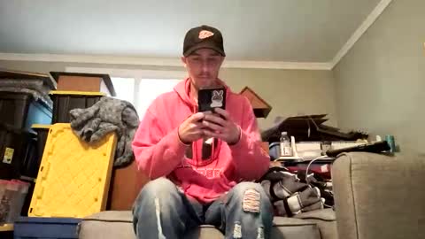 Snapshot of str33twyz3 chatting on October 2025 12:50:02 PM Streetwyze online show from October 2025 12:50:02 PM