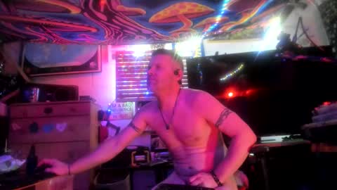 Str8 online show from March 2026 11:28:02 AM