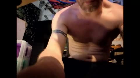 Str8 online show from May 2026 12:57:01 PM
