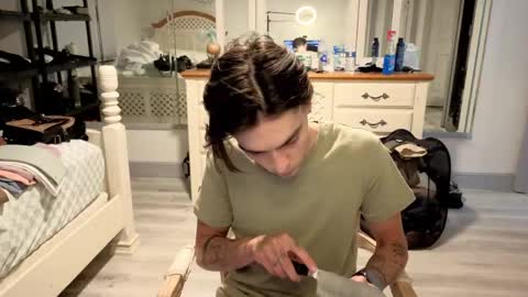 str8whiteboy21 online show from May 2026 01:22:01 AM
