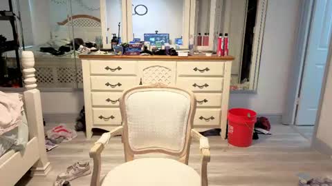 str8whiteboy21 online show from May 2026 06:47:02 PM