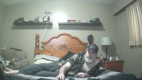 Straightbear4you online show from February 2025 06:43:01 PM