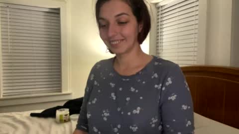 Snapshot of straightoutthetrailer chatting on December 2024 08:37:02 AM lucille beatrice luficer call me lucy online show from December 2024 08:37:02 AM