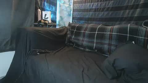 Snapshot of straitpipermann22 chatting on November 2025 07:03:02 PM straitpipermann22 online show from November 2025 07:03:02 PM