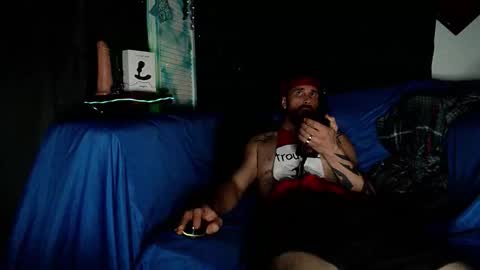 Snapshot of straitpipermann22 chatting on November 2025 12:42:01 AM straitpipermann22 online show from November 2025 12:42:01 AM